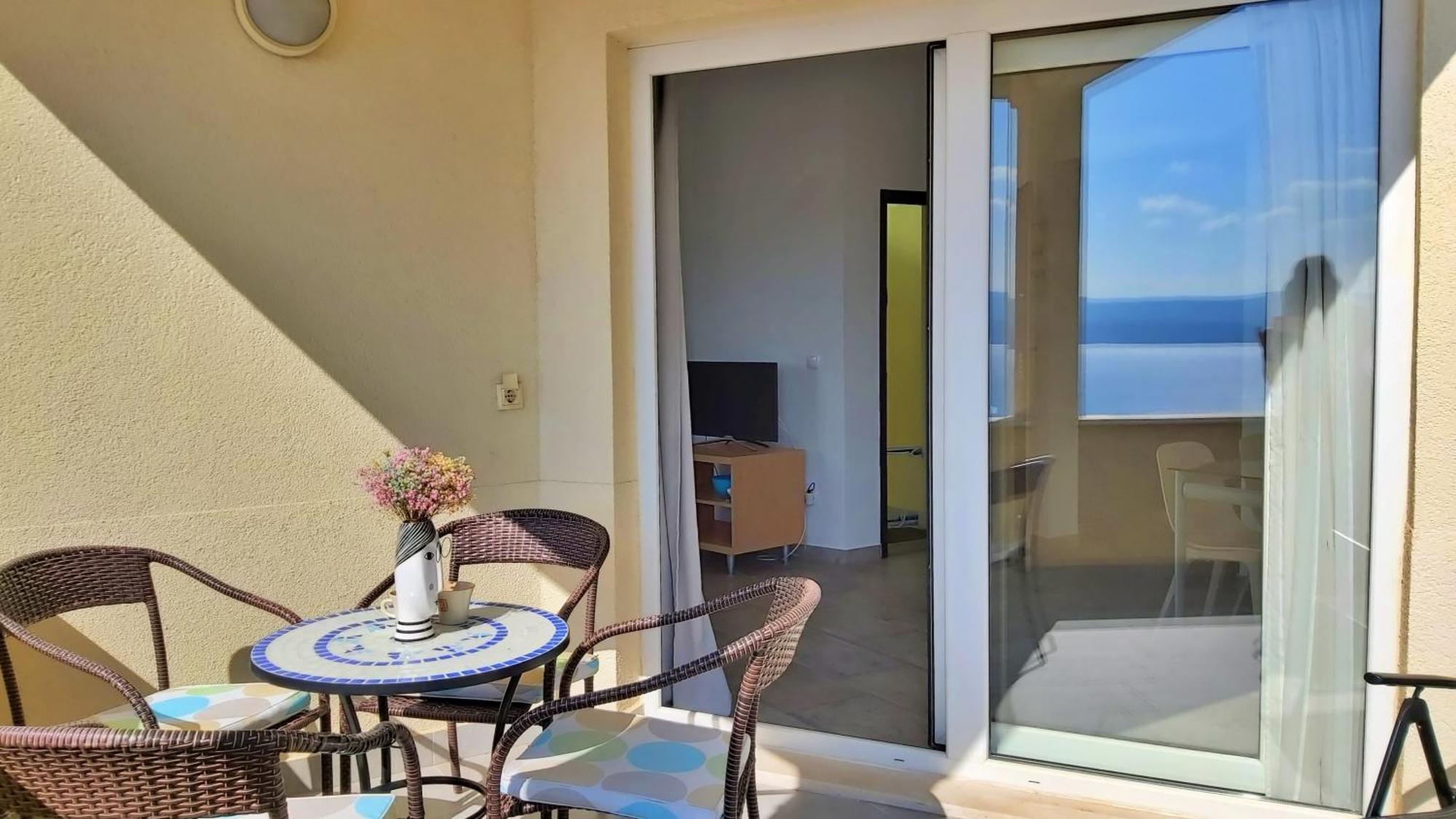 Apartments Borak Омиш Номер фото